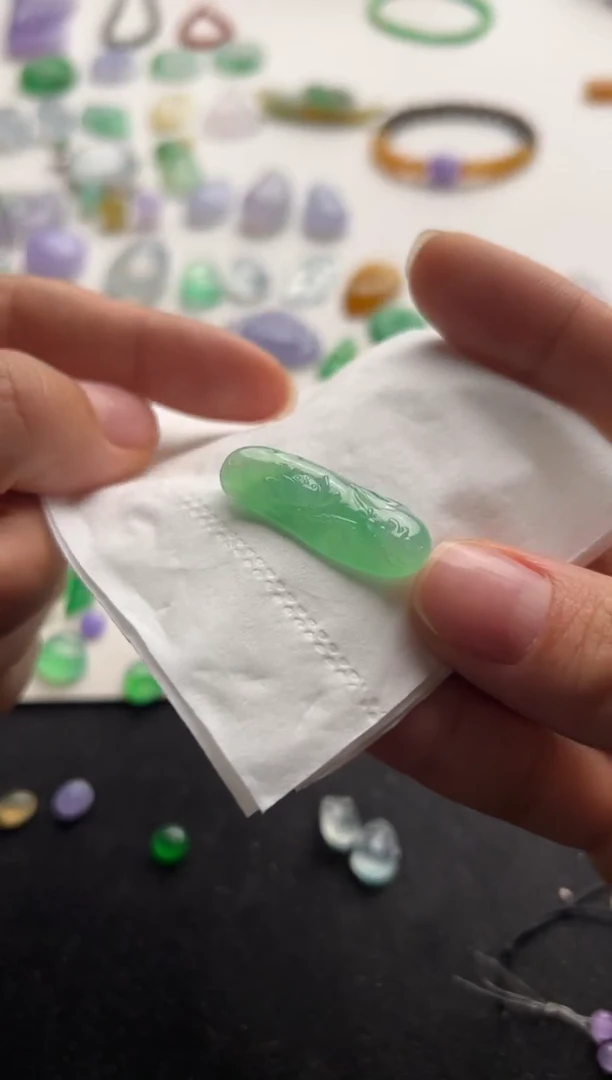 定制翡翠未镶嵌绿荷花莲花吊坠6500+650-lxh148