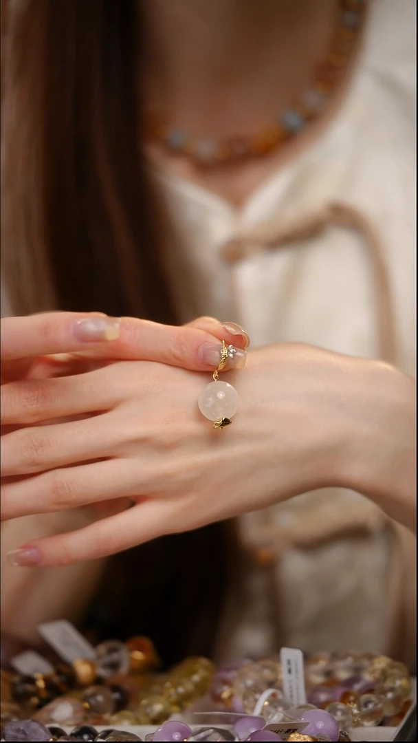 合金耳饰水晶兔毛耳坠