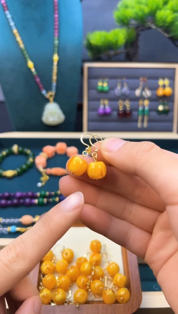 【闪购商品】蜜蜡耳饰14K金镶嵌E01