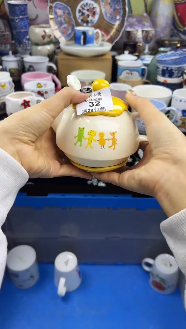 瓷片J***y瓷色工艺品品品品032