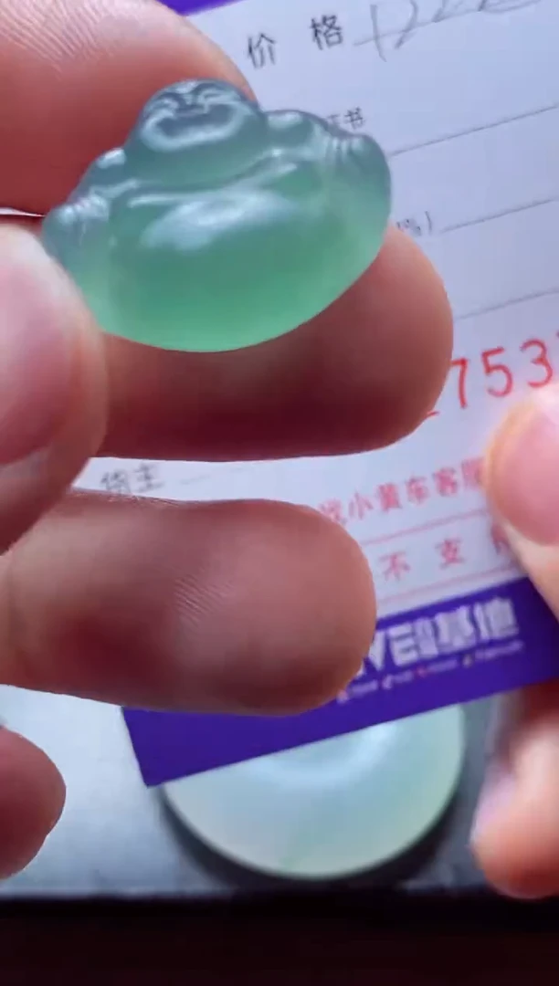 定制翡翠未镶嵌深****姐 深圳美缝找娜姐