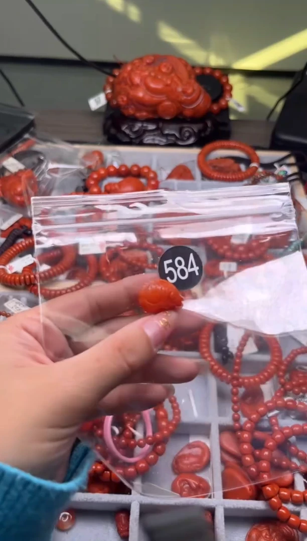 【闪购商品】南红玛瑙珠宝奇石未镶嵌584