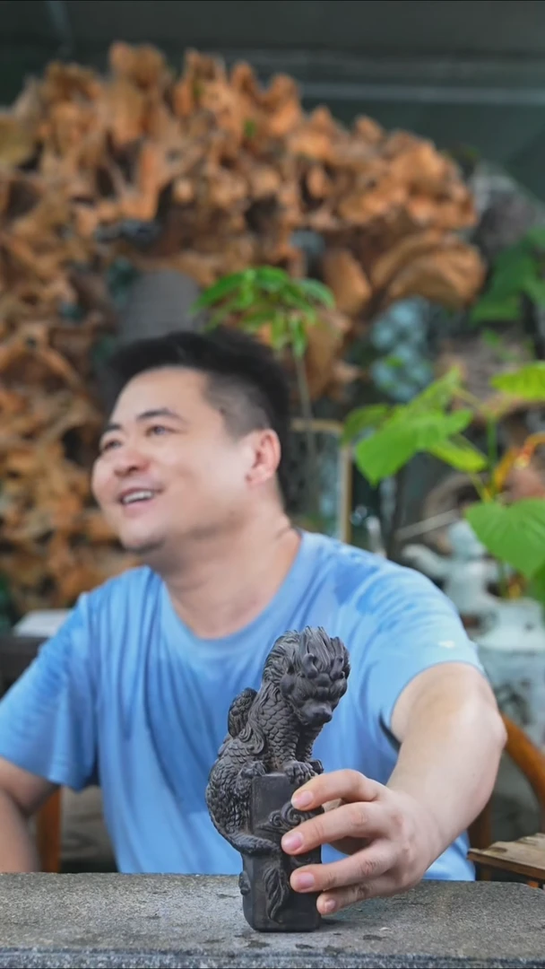 完全开放狮子摆件