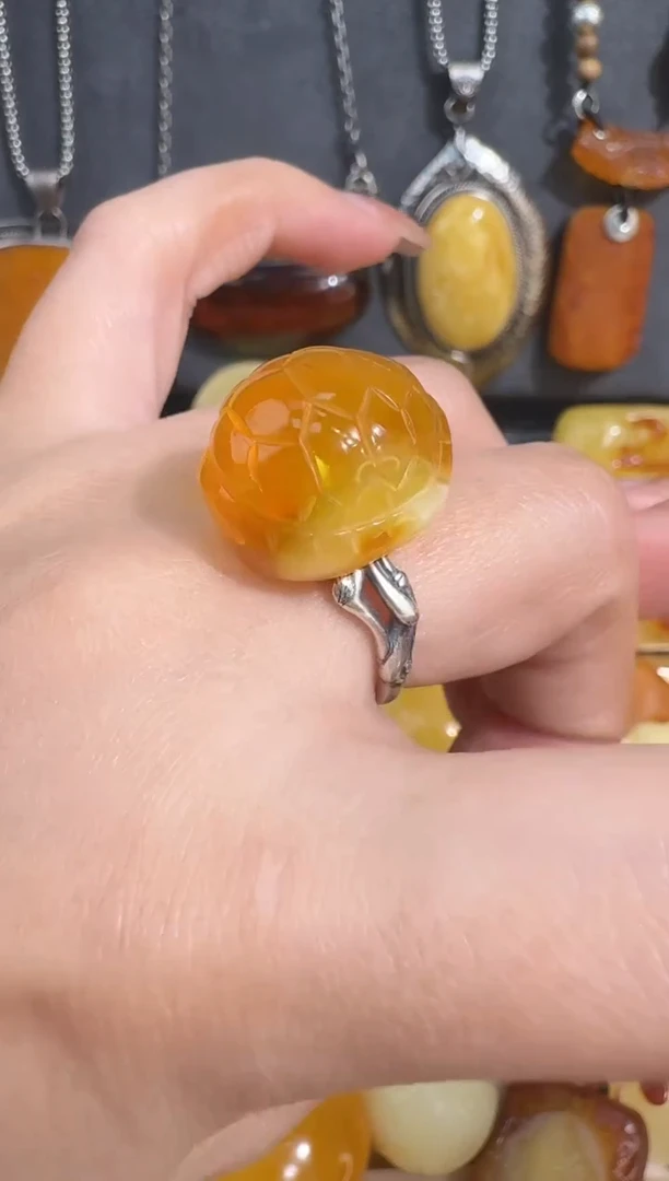 裸石琥珀未镶嵌琥珀