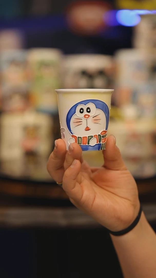 【闪购商品】摆件景德镇釉下彩绘设计师款式陶瓷