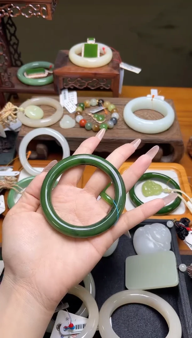 未镶嵌手镯和田玉俄七碧玉 58圈