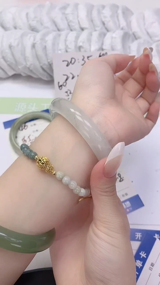 未镶嵌手镯石英质玉47-60