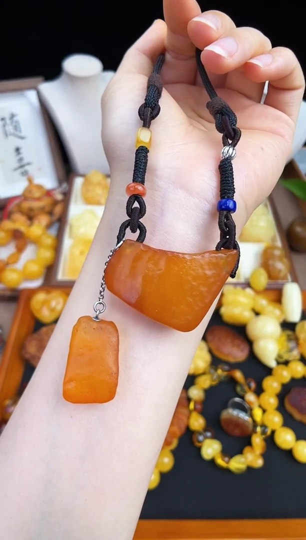 未镶嵌琥珀珠宝奇石柒月