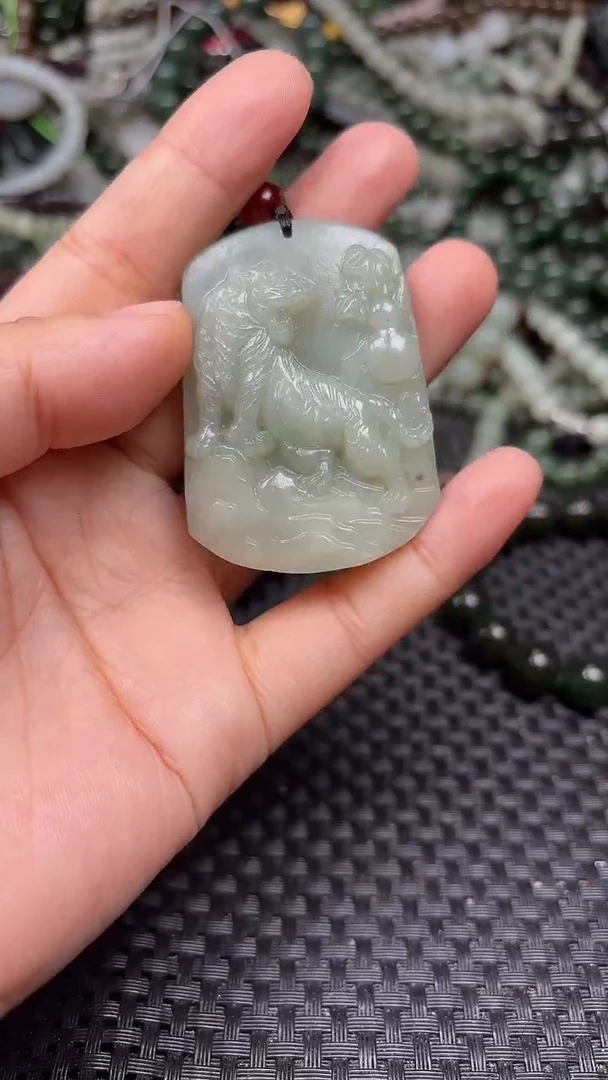 颈饰未镶嵌和田玉1
