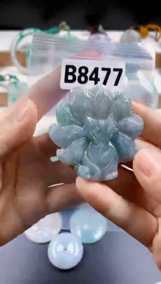颈饰未镶嵌翡翠天然翡翠吊坠挂件