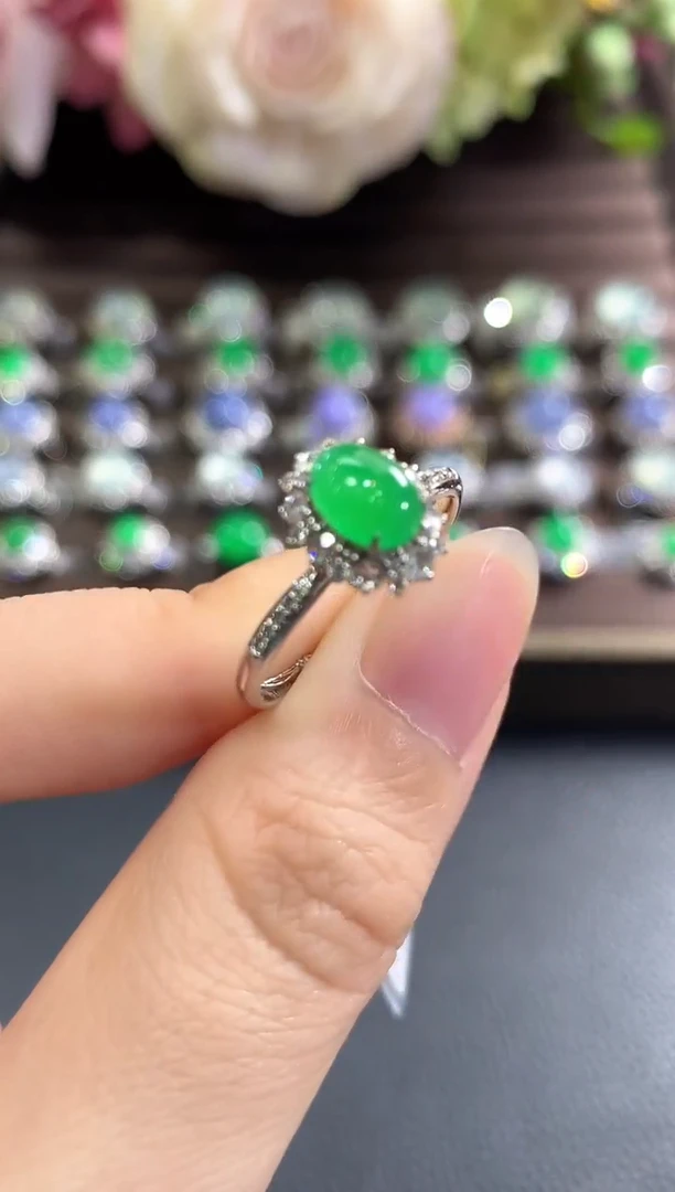 18K金镶嵌戒指翡翠b91