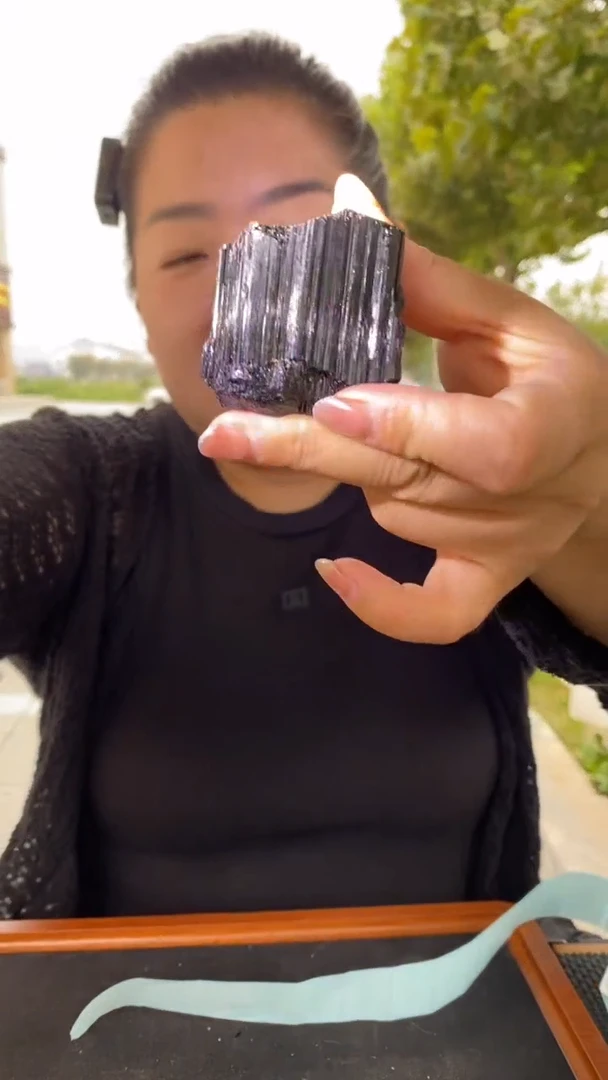 未镶嵌原石碧玺黑碧玺原石D124