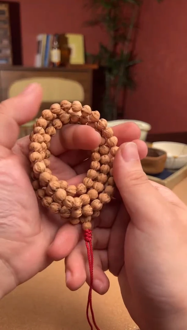 【闪购商品】柏香籽/百香籽吊坠021536