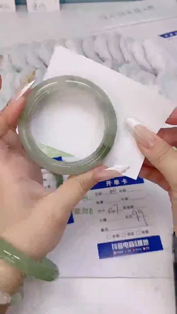 未镶嵌手镯石英质玉60-53.7
