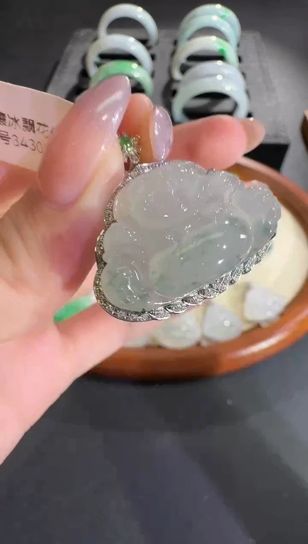吊坠(不含链)18K金镶嵌翡翠【源头工厂】钻石镶嵌