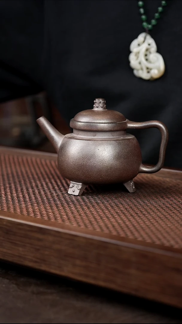 茶壶紫砂岩中泥乾坤