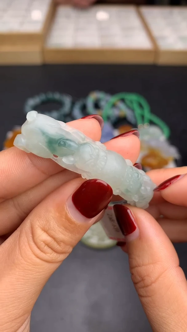 【闪购商品】定制翡翠未镶嵌