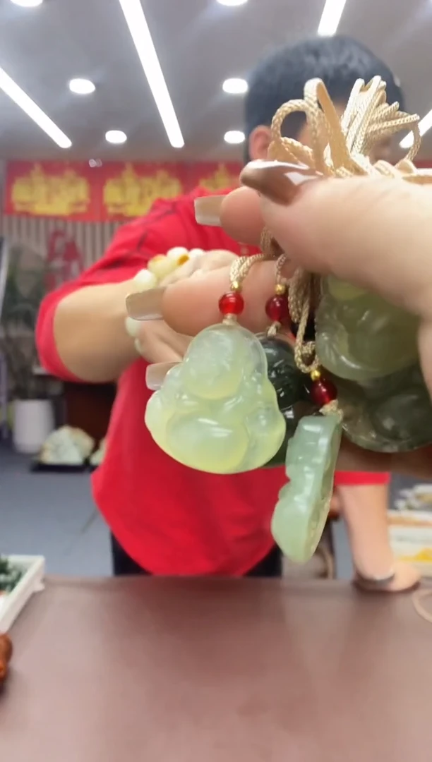 未镶嵌蛇纹石玉吊坠多样式发货随机发一