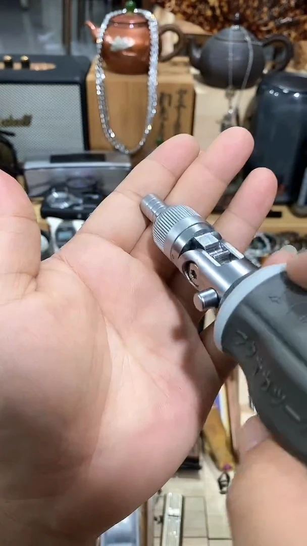 瓷片闪购商品   如图所示