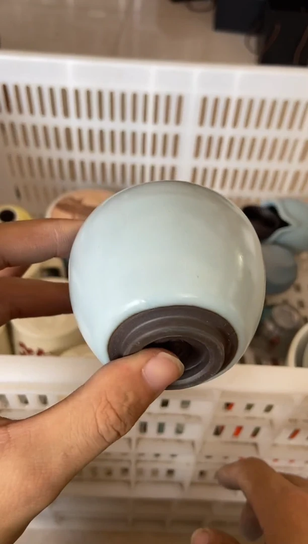 杯无运费险有瑕疵的摄影的产品有使用过的痕迹有点脏介意勿拍