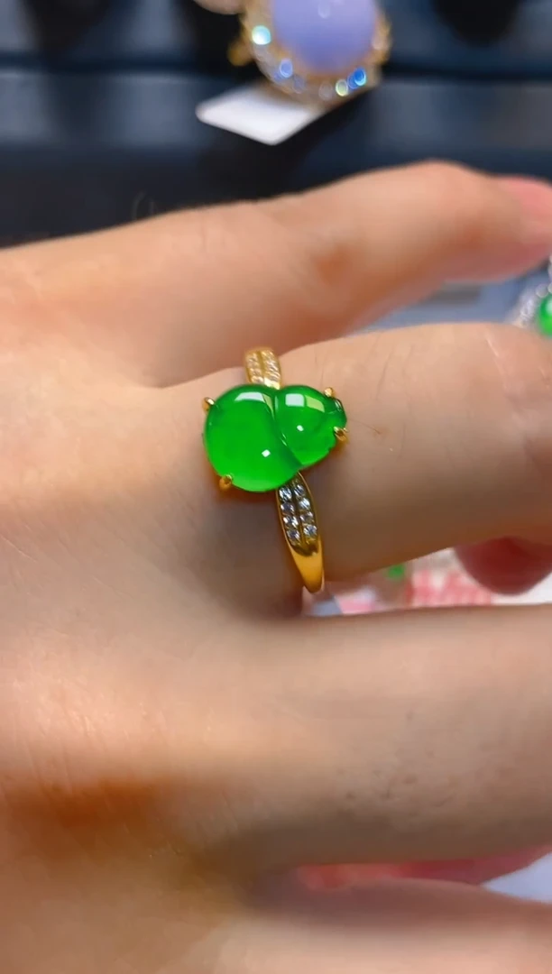 翡翠银S925镶嵌耳饰天然