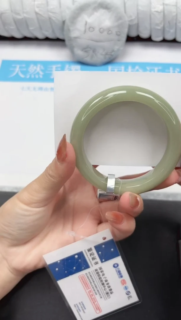 未镶嵌手镯石英质玉131-58.6DKDK
