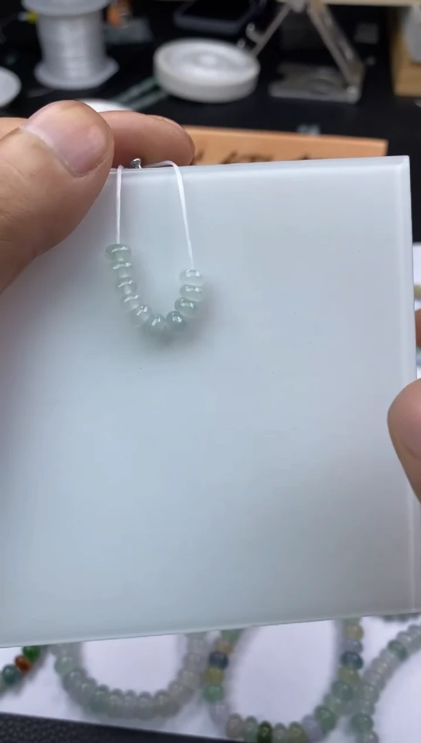 翡翠散珠9天然A货翡翠散珠卡多样性发10颗