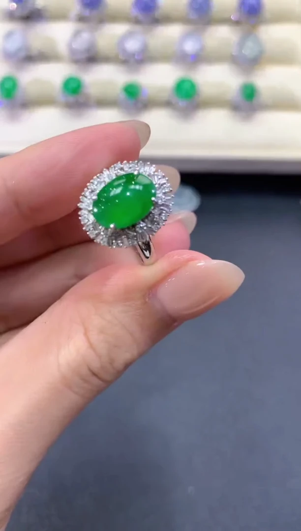 【闪购商品】翡翠戒指18K金镶嵌a319