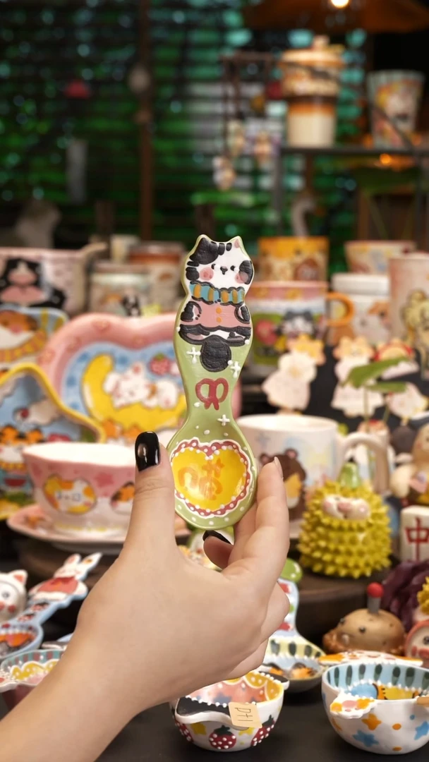 小****叭【原创设计】景德镇手绘陶瓷