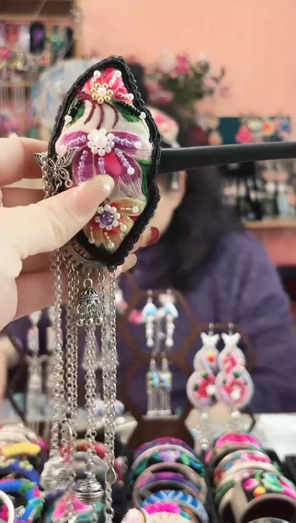 艺枝独绣手工饰品82