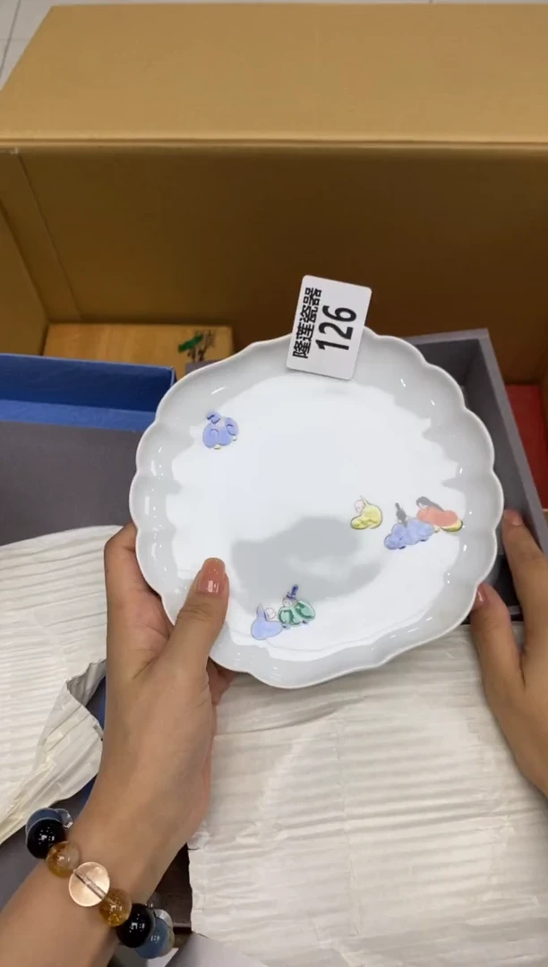 瓷片隆莲瓷器欢迎大家