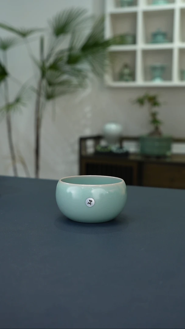 瓷片34号天蓝釉禅定杯微瑕        洁