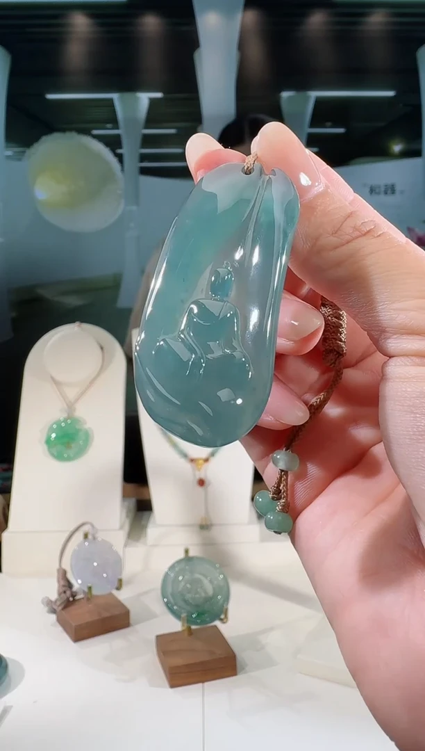 翡翠未镶嵌吊坠(不含链)悟道