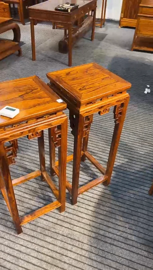 花梨木类花架一对