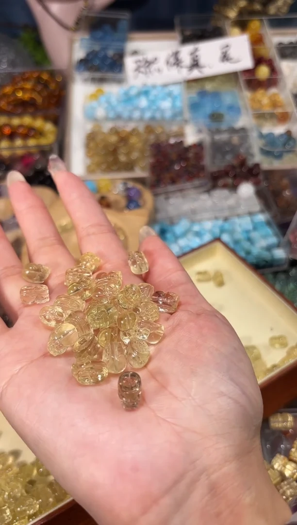 【闪购商品】水晶手串未镶嵌新款黄水晶貔貅一个宽卡约8