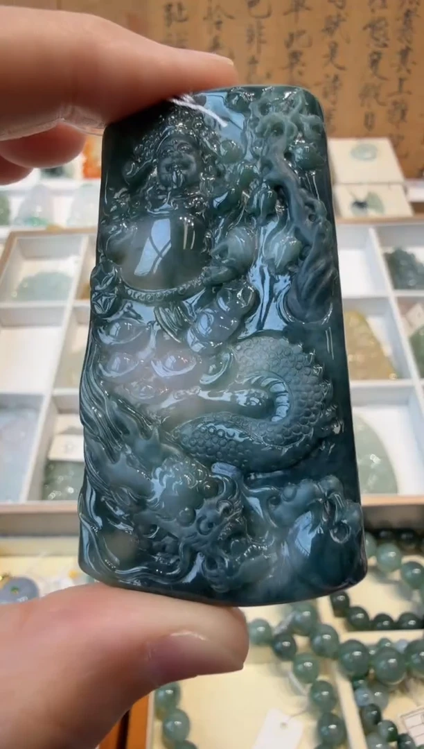 翡翠挂件未镶嵌A货翡翠多样性孤品