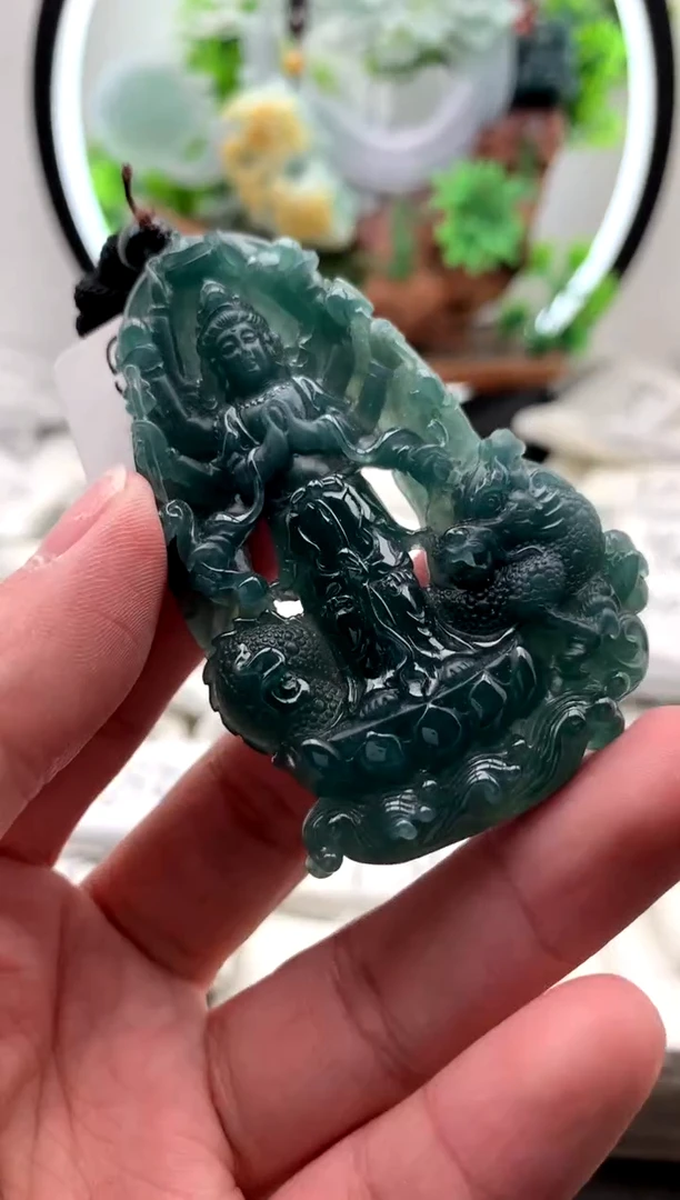 【闪购商品】翡翠颈饰未镶嵌千手观音