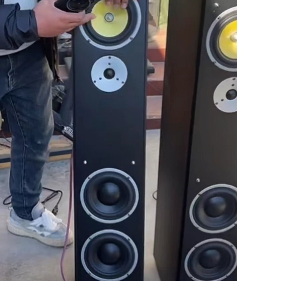 8新  落地音响运费到付自理