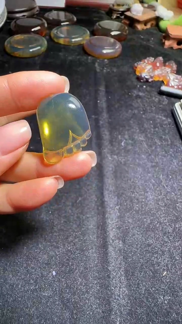 琥珀颈饰未镶嵌58