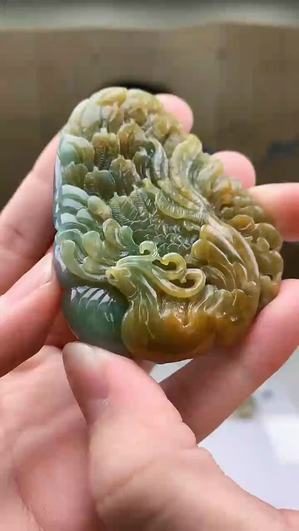 【闪购商品】定制翡翠未镶嵌4852bb-毛货挂件赠珠链64