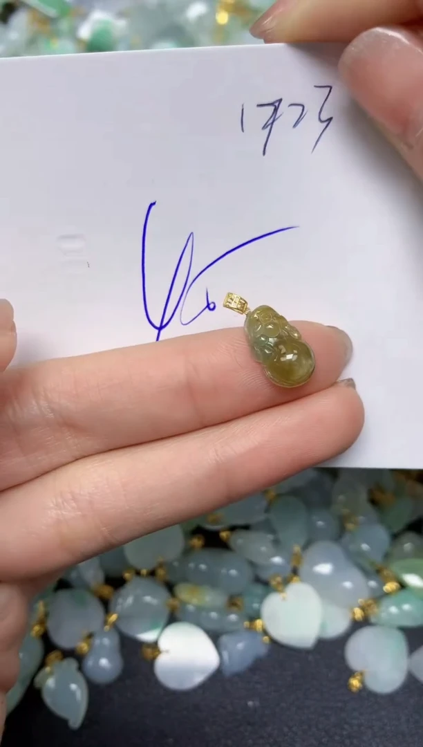 【闪购商品】翡翠颈饰18K金镶嵌 天然翡翠A货