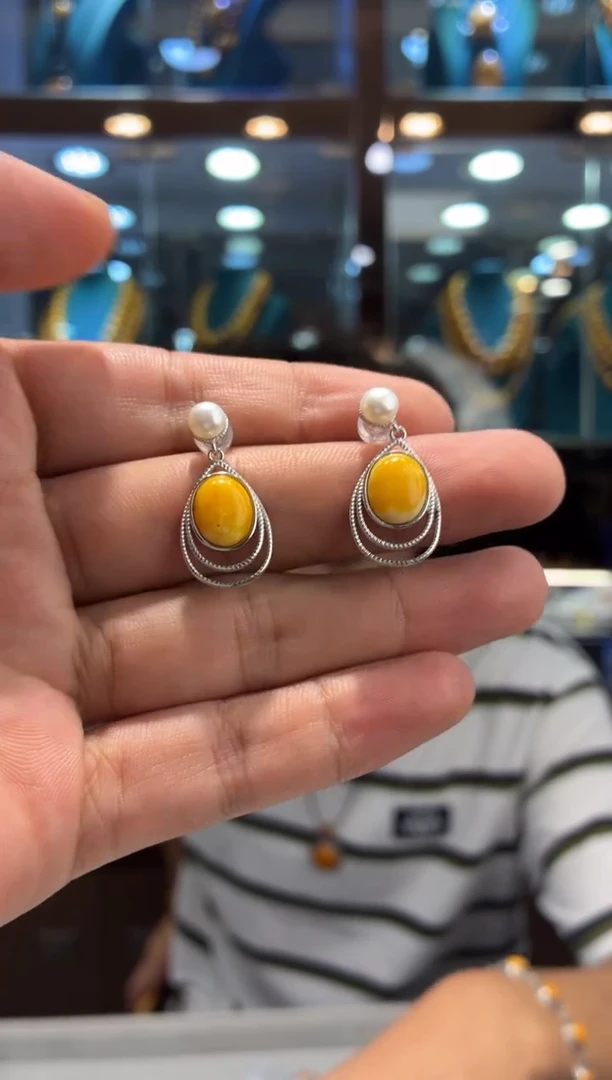 蜜蜡银S925镶嵌耳坠噶玛珠宝同款精选发其一