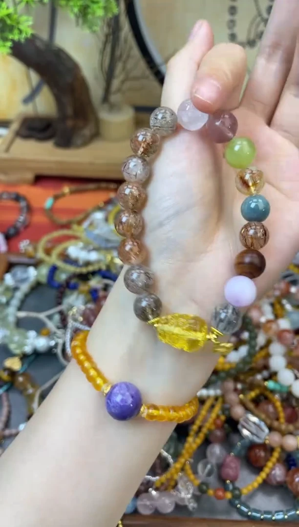 【闪购商品】水晶手链未镶嵌265多宝