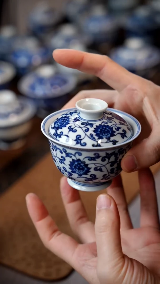 春风缠枝盖碗111111