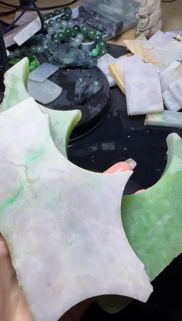 【闪购商品】翡翠颈饰未镶嵌160翡翠