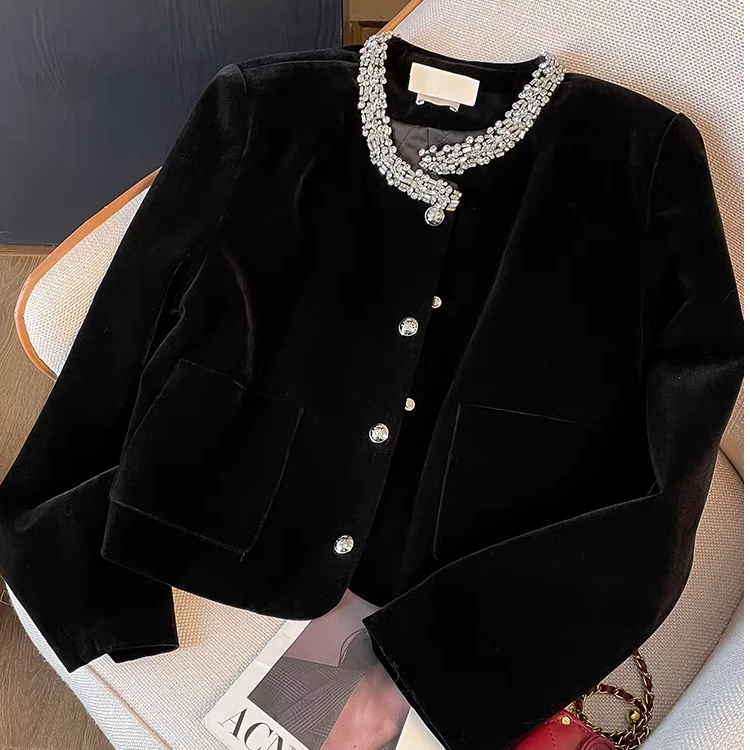 2025新款高级感镶钻圆领长袖丝绒开衫外套女小香风气质上衣潮2128