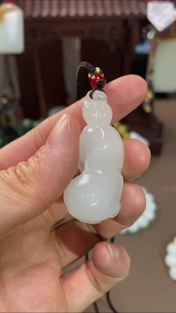 颈饰未镶嵌和田玉和田玉吊坠