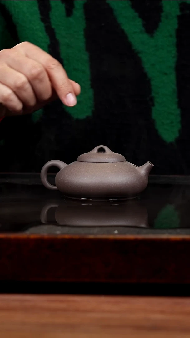 茶壶紫砂半手工天青泥扁玉微瑕