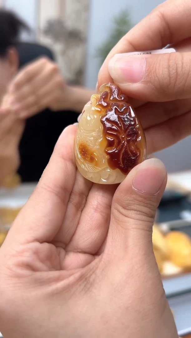 【闪购商品】琥珀裸石未镶嵌天然琥珀蜜蜡鱼牌