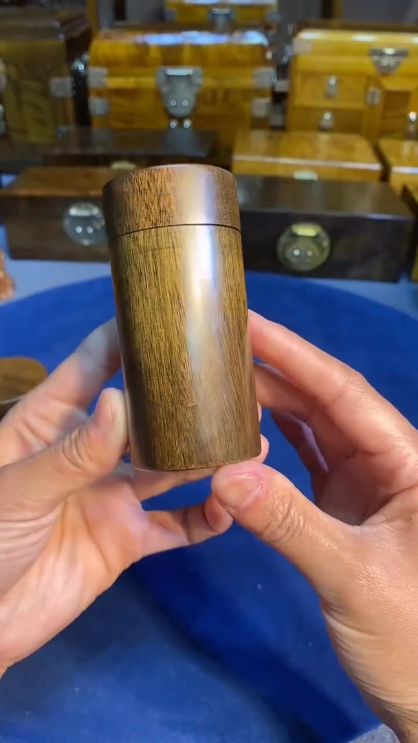 【闪购商品】金丝楠木艺阴沉木 牙签罐